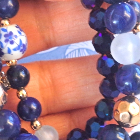 Set of 3 blue galss and ceramic beads - Picture 5 of 5